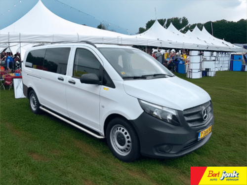 Festivalgangers opgelet! Zo huur je de perfecte personenbus voor jouw vriendengroep